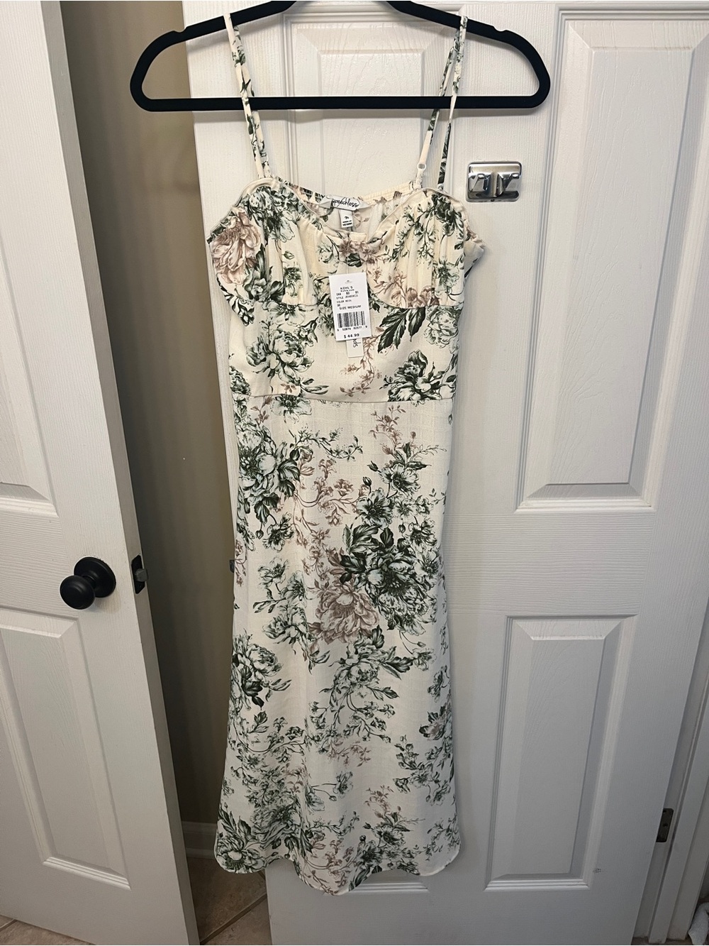 Kohls Speechless Floral Cream & Green Spaghetti Strap Dress size M NWT